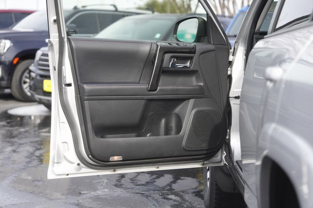 Used 2024 Toyota 4Runner TRD Off-Road image 29