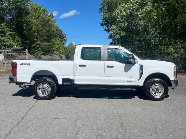 Certified 2024 Ford F350 XL w/ 360-Degree Camera Package AWD/4WD image 2