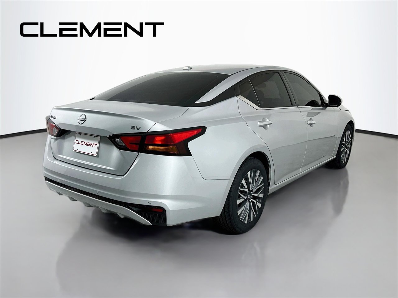 Used 2023 Nissan Altima 2.5 SV FWD image 7