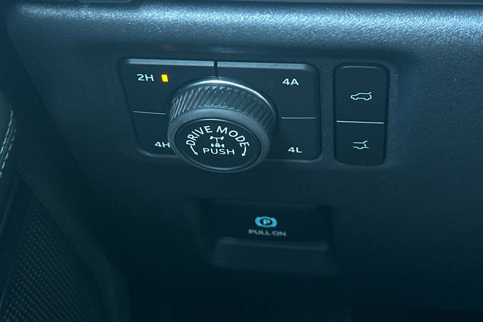 Certified 2025 Ford Expedition Tremor image 33