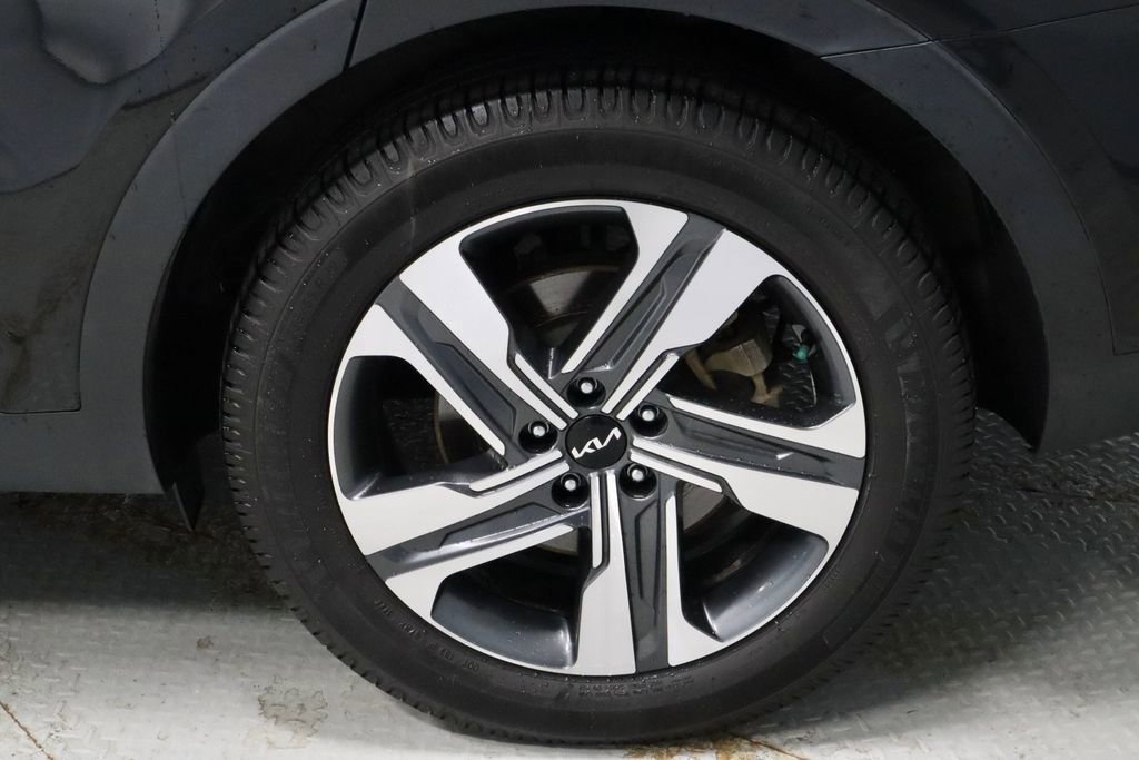 Used 2022 Kia Sorento EX w/ Panoramic Sunroof Package image 21