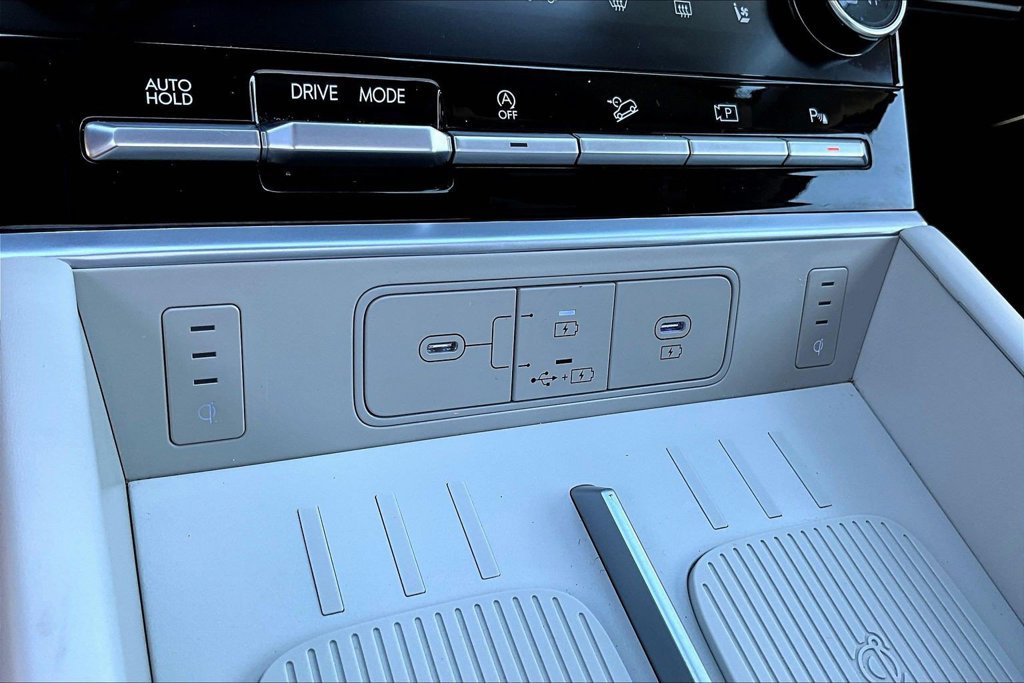 Used 2026 Hyundai Santa Fe Limited FWD image 18