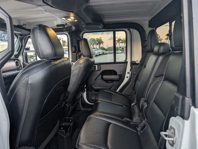 Used 2023 Jeep Gladiator Sport image 11