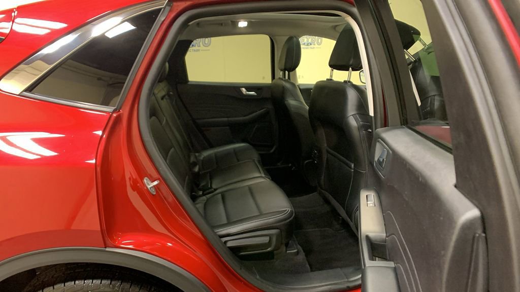 Certified 2022 Ford Escape SEL image 15