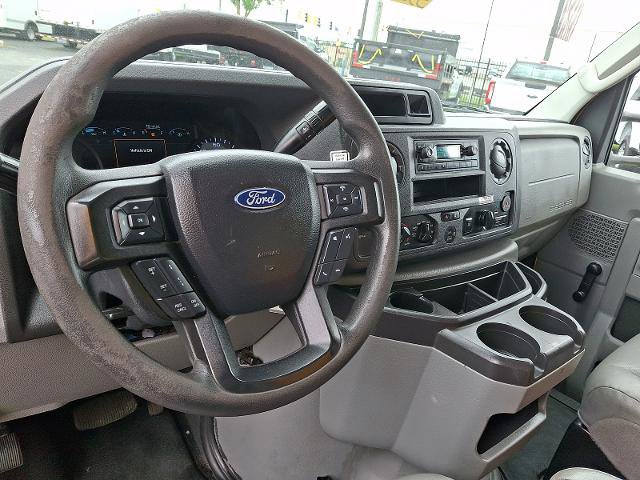 Certified 2021 Ford E-350 and Econoline 350 Super Duty RWD image 9