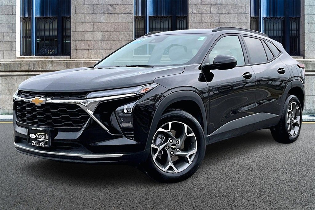 Used 2025 Chevrolet Trax LT video 2