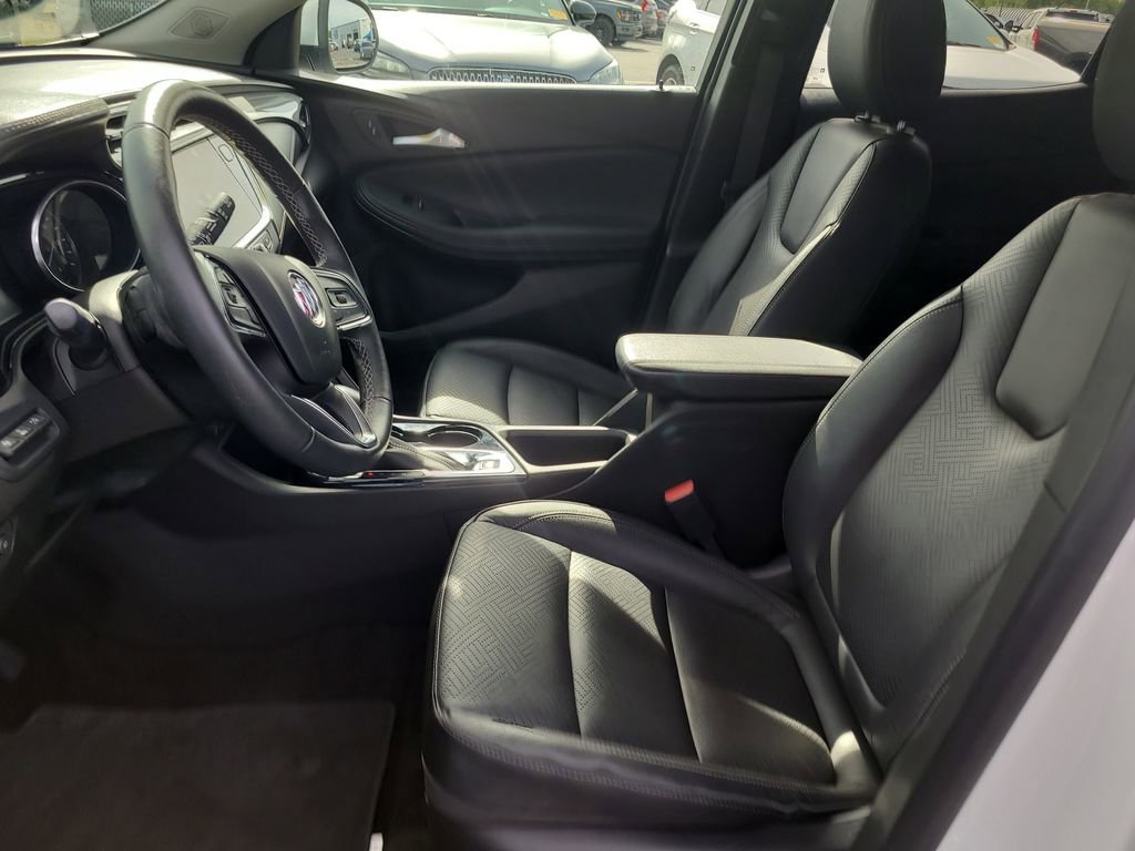 Used 2021 Buick Encore GX Essence w/ Advanced Technology Package AWD/4WD image 17