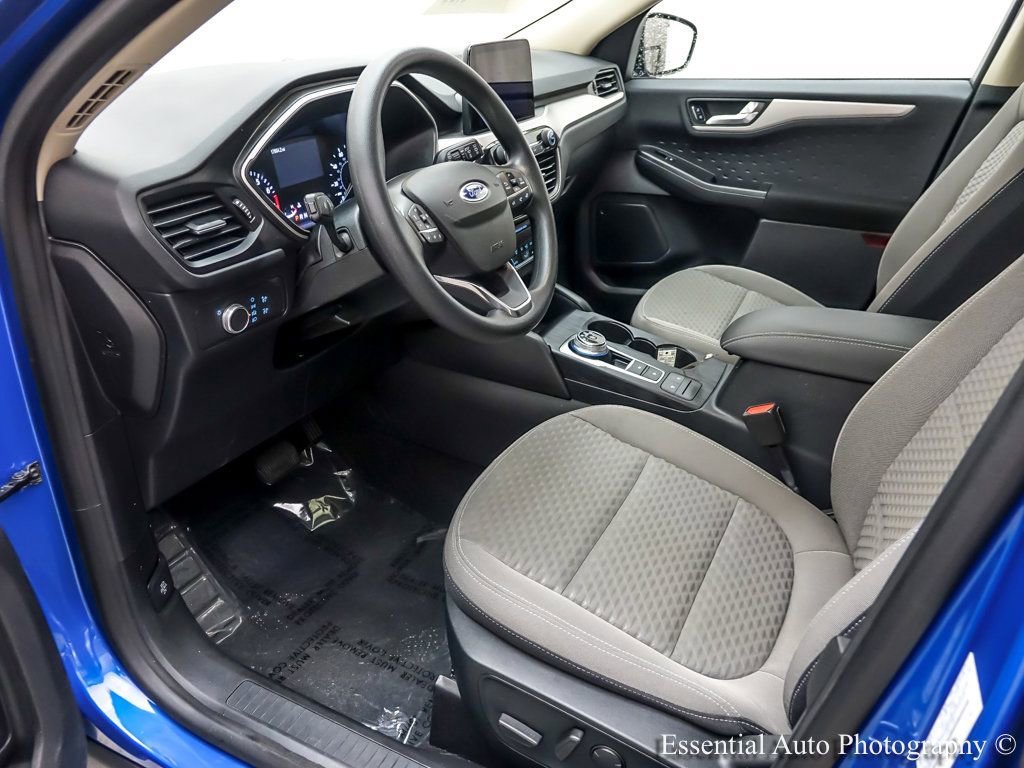 Certified 2020 Ford Escape SE FWD image 12