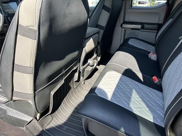 Certified 2018 Ford F150 XLT w/ Equipment Group 302A Luxury AWD/4WD image 19