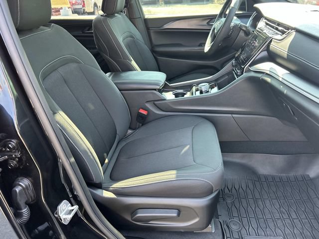 Used 2026 Jeep Grand Cherokee L 4WD image 32
