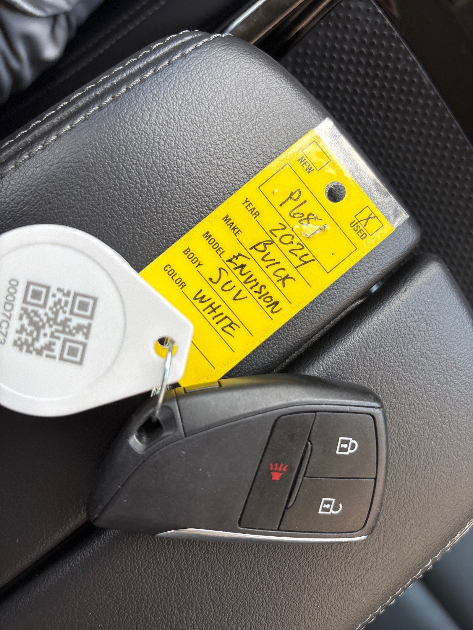 Used 2024 Buick Envision Preferred AWD/4WD image 22