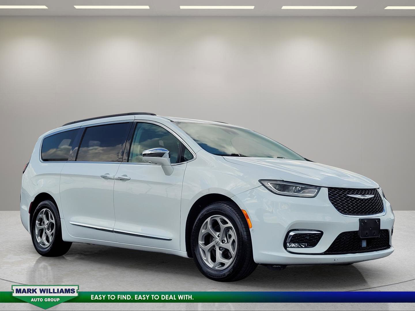 Used 2022 Chrysler Pacifica Limited FWD video 1