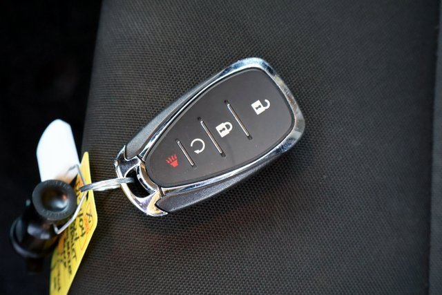 Used 2024 Chevrolet TrailBlazer LT image 32