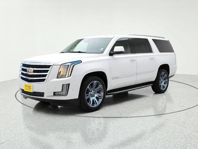 Used 2020 Cadillac Escalade ESV Luxury RWD image 3