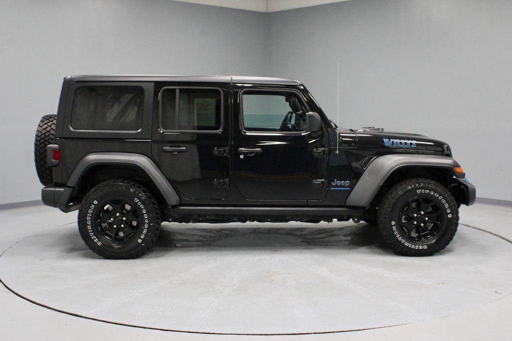 Used 2023 Jeep Wrangler Unlimited w/ Cold Weather Group AWD/4WD image 12