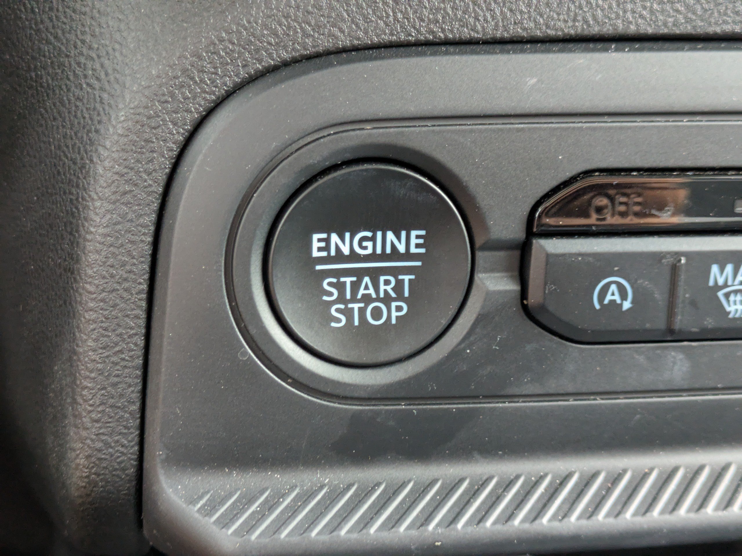 Certified 2025 Ford Bronco Sport Outer Banks w/ Outer Banks Tech Package+ AWD/4WD image 30