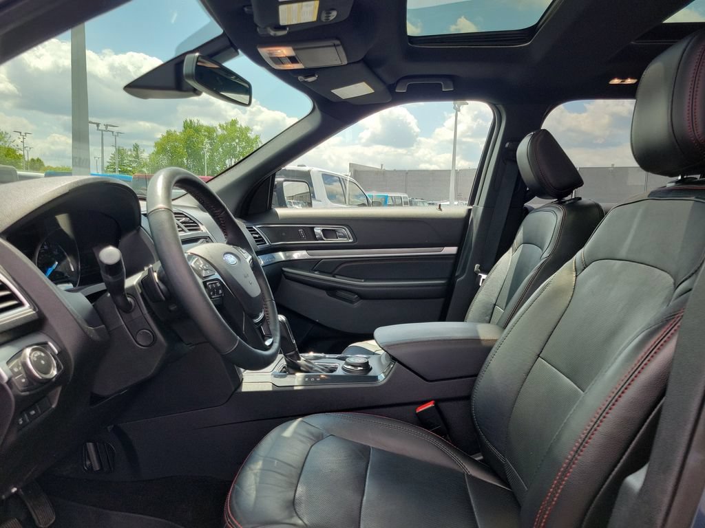 Certified 2018 Ford Explorer Sport w/ Equipment Group 401A AWD/4WD image 18