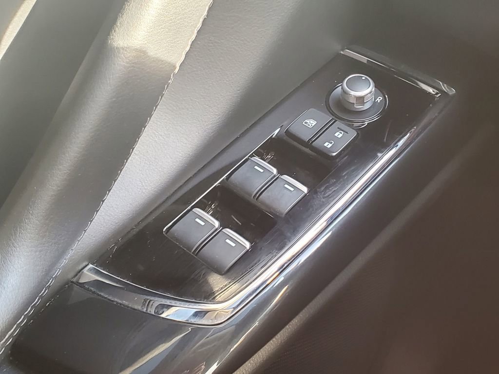 Used 2018 MAZDA CX-9 Touring w/ Touring Premium Package image 31