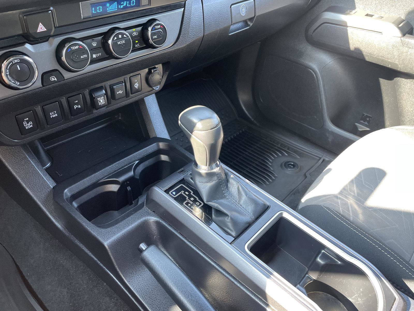 Used 2023 Toyota Tacoma TRD Sport w/ Technology Package AWD/4WD image 29
