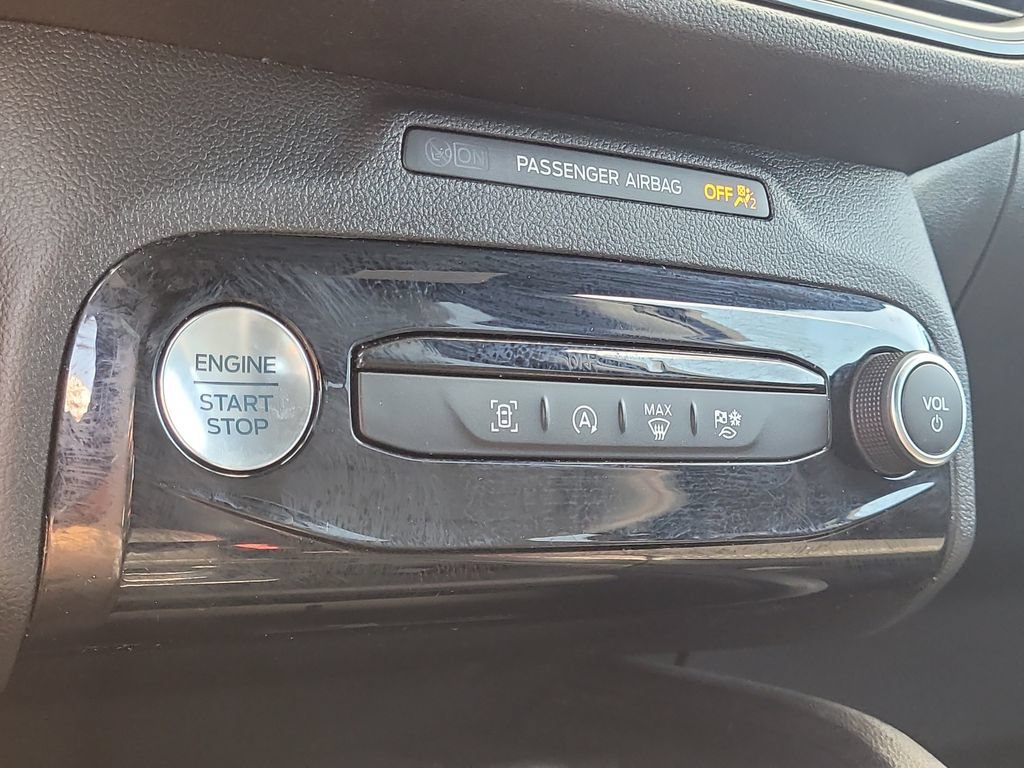 Certified 2023 Ford Escape ST-Line w/ Tech Pack #1 FWD image 24