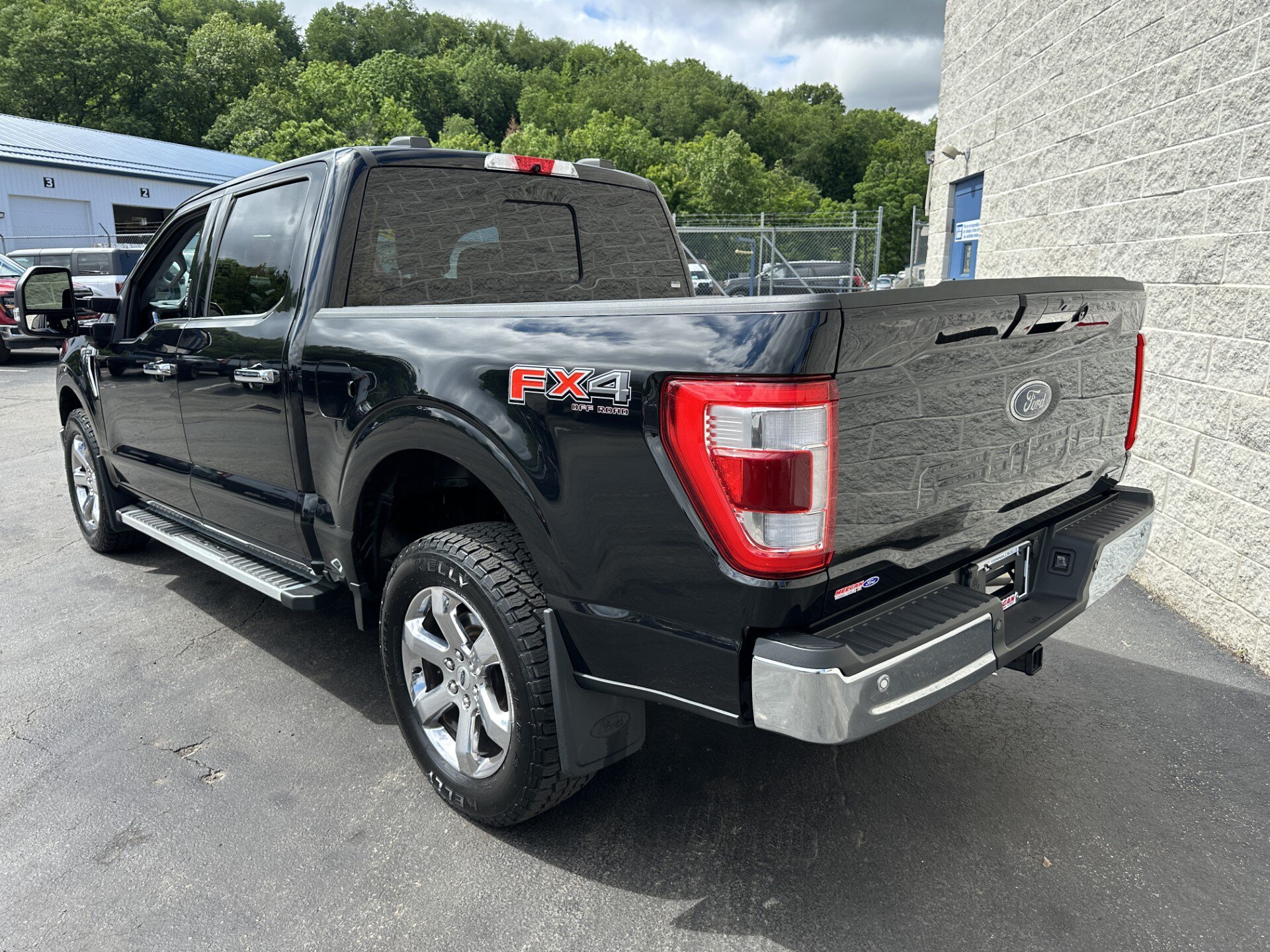 Certified 2022 Ford F150 Lariat w/ Equipment Group 502A High AWD/4WD image 5