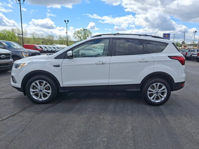 Certified 2019 Ford Escape SE AWD/4WD image 2