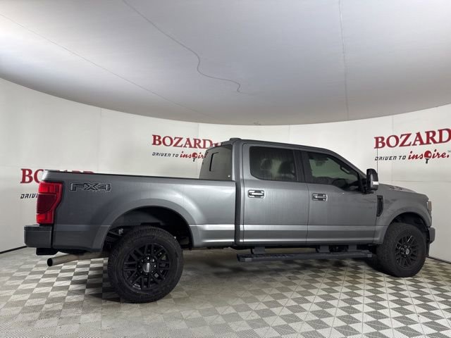 Certified 2022 Ford F350 Lariat w/ Black Appearance Package image 9