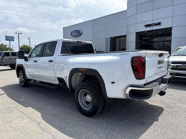 Used 2024 GMC Sierra 3500 Pro AWD/4WD image 12