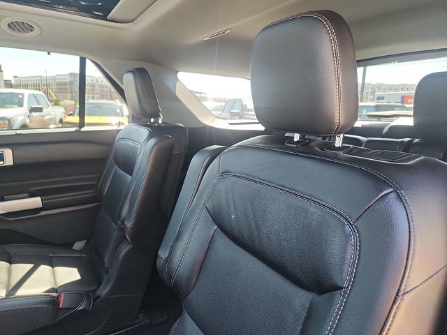 Certified 2023 Ford Explorer Limited w/ Limited Technology Package AWD/4WD image 25