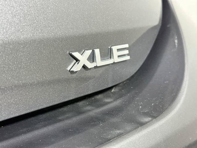 Used 2023 Toyota Highlander XLE FWD image 7