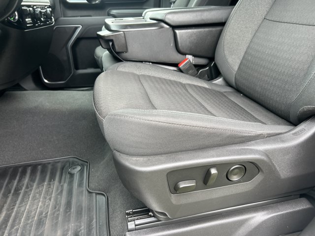 Used 2025 Chevrolet Silverado 2500 LT w/ Convenience Package AWD/4WD image 17