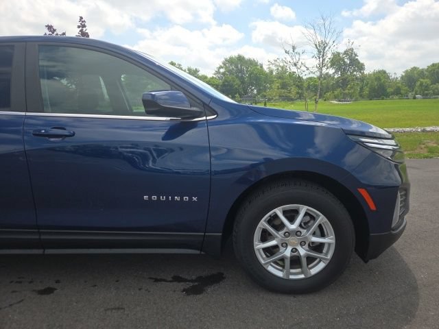 Used 2022 Chevrolet Equinox LT FWD image 4