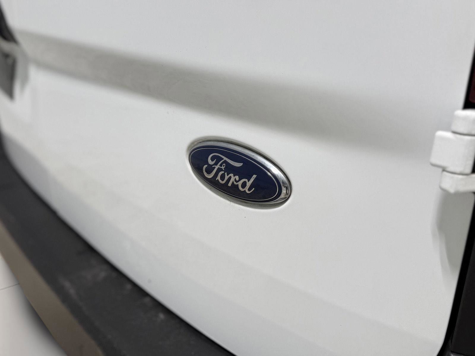 Certified 2020 Ford Transit Connect XL image 26