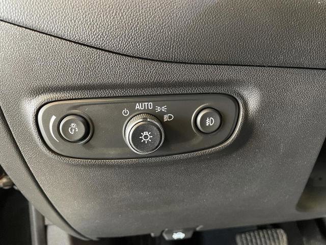 Used 2021 Chevrolet Equinox LT image 16