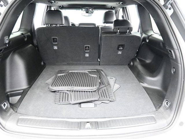 Used 2024 Jeep Grand Cherokee Altitude AWD/4WD image 26
