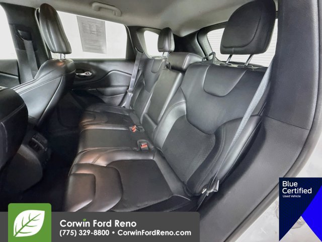 Used 2020 Jeep Cherokee Latitude Plus AWD/4WD image 25