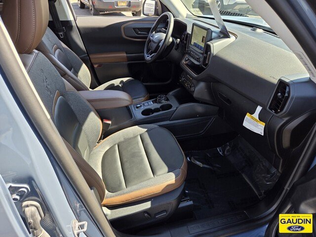 Certified 2024 Ford Bronco Sport Outer Banks w/ Tech Package AWD/4WD image 15
