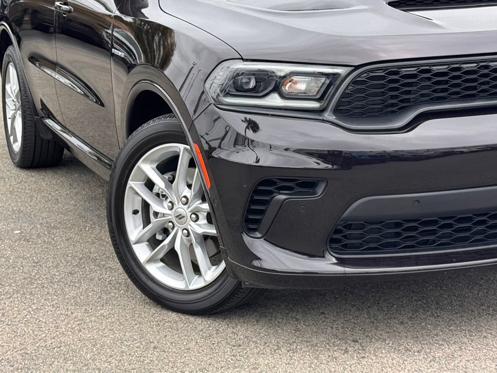 Used 2023 Dodge Durango R/T w/ Trailer Tow Group IV RWD image 4