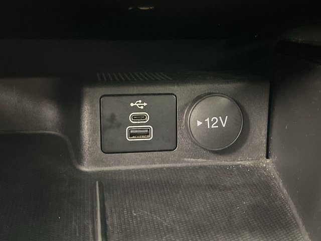 Certified 2025 Ford Escape Active AWD/4WD image 21