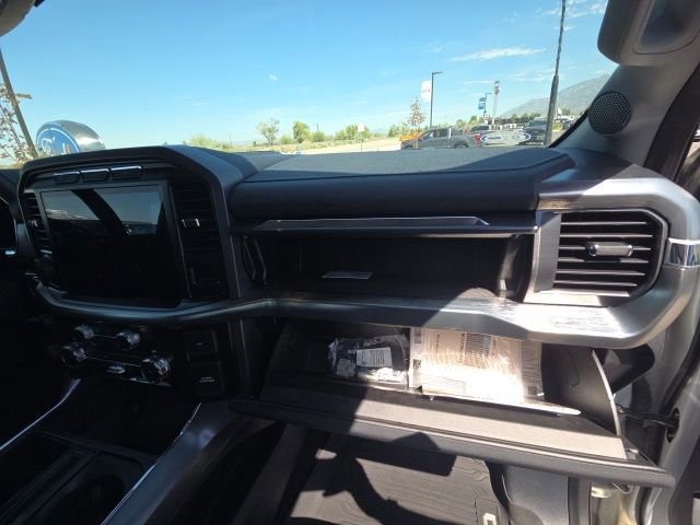 Certified 2022 Ford F150 Lariat w/ Max Trailer Tow Package AWD/4WD image 22