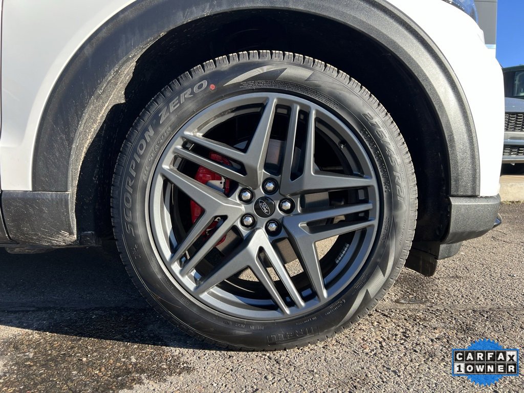 Certified 2025 Ford Explorer ST w/ Sun And Sound Package image 14