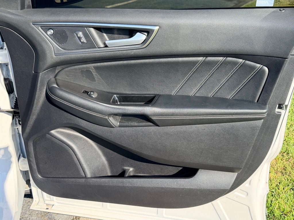 Certified 2019 Ford Edge ST w/ Equipment Group 401A AWD/4WD image 9