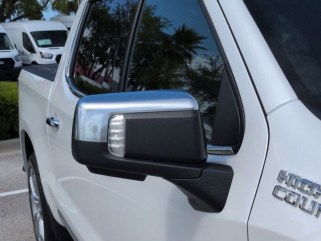 Used 2024 Chevrolet Silverado 1500 High Country w/ Technology Package image 12