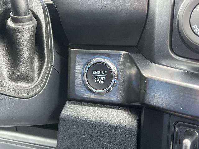 Certified 2024 Ford F250 Lariat w/ Lariat Ultimate Package image 37