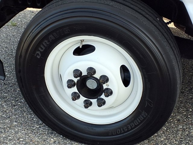 Certified 2022 Ford E-350 and Econoline 350 Super Duty RWD image 38