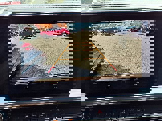 Used 2022 Chevrolet Silverado 1500 LT image 11