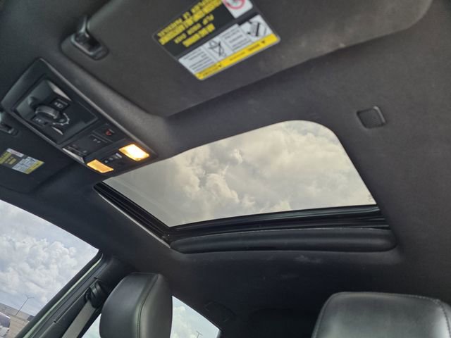 Used 2023 Toyota Tacoma TRD Off-Road w/ TRD Premium Off Road Package AWD/4WD image 18