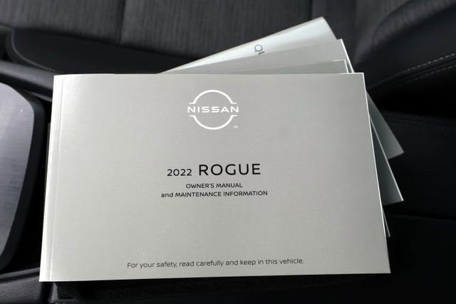 Used 2022 Nissan Rogue SV image 34
