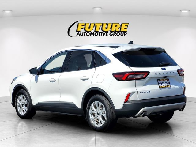 Certified 2024 Ford Escape Active image 3