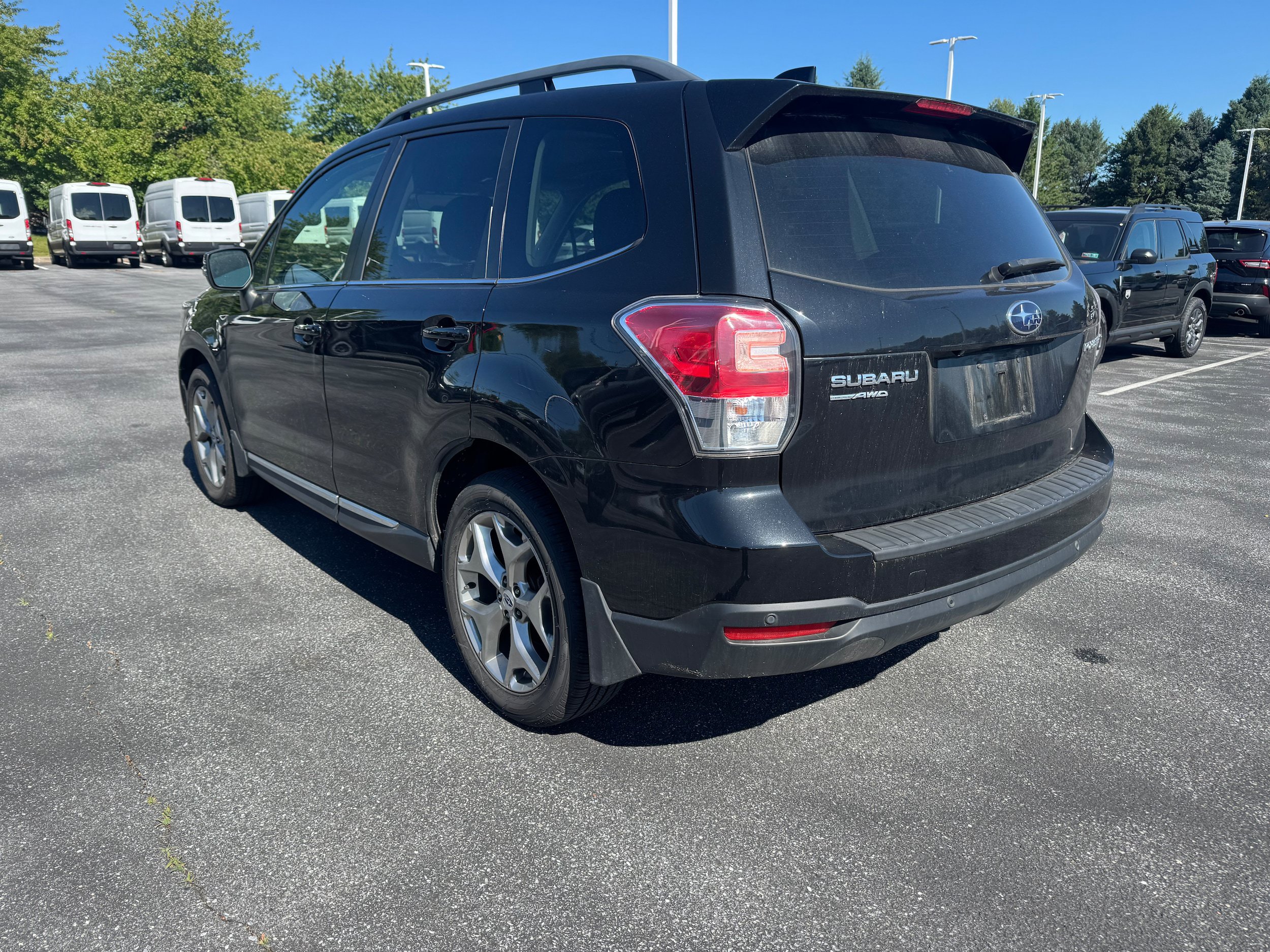 Used 2018 Subaru Forester 2.5i Touring AWD/4WD image 3